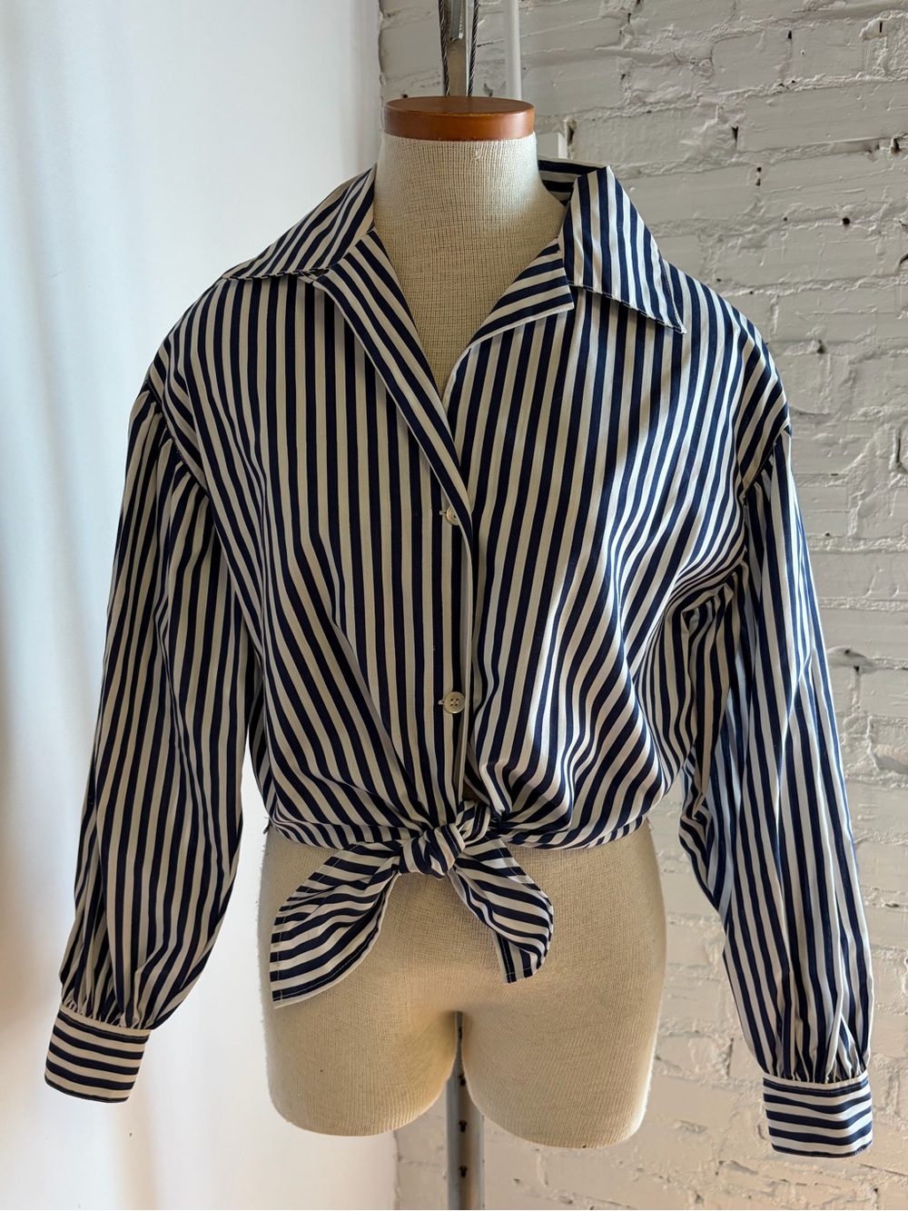 Navy striped cropped front-tie blouse